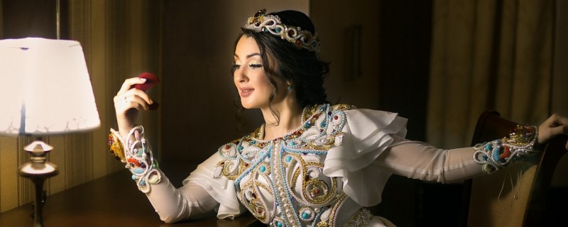 17 реальных невест из Казахстана в потрясающих национальных нарядах